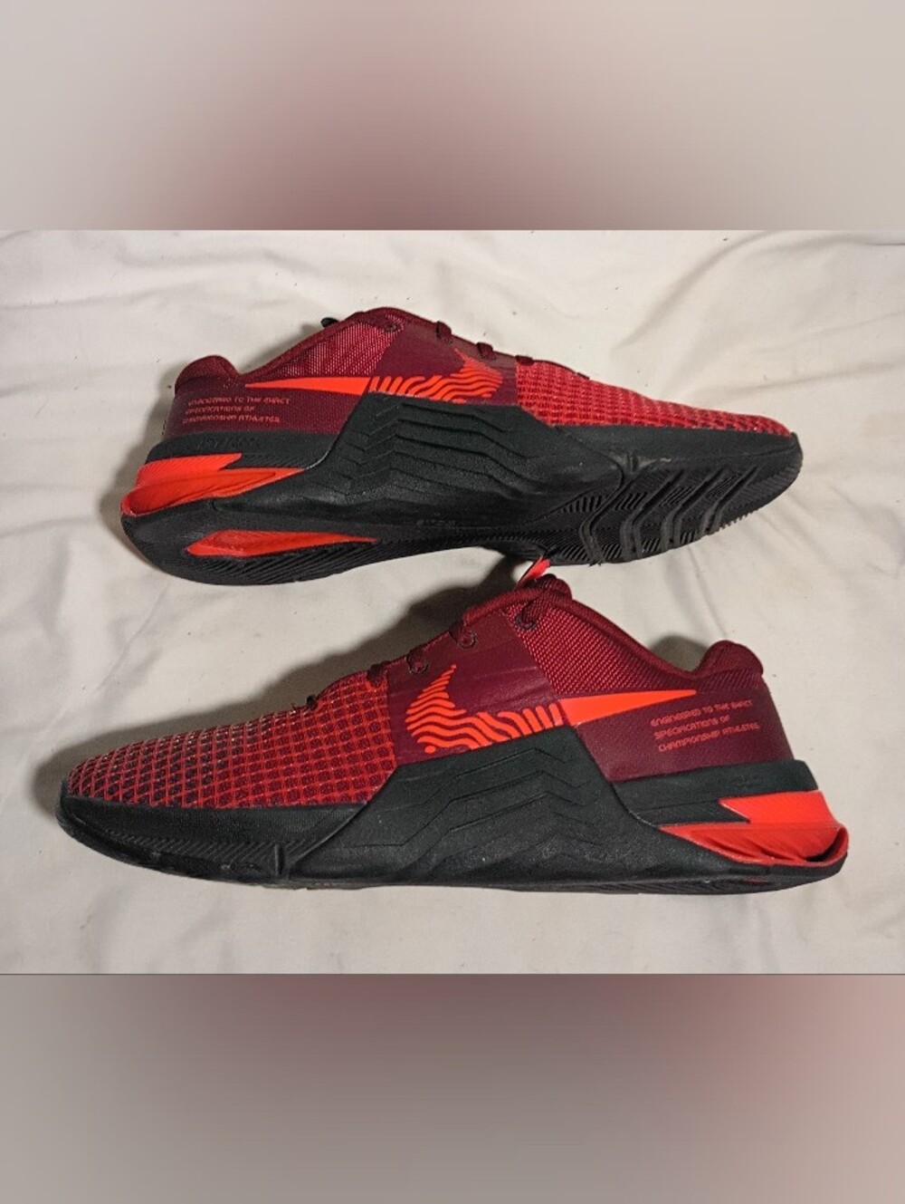 Nike Metcon 8 "Team Red Crimson" Men's Cross Training Sneakers (Size 10)